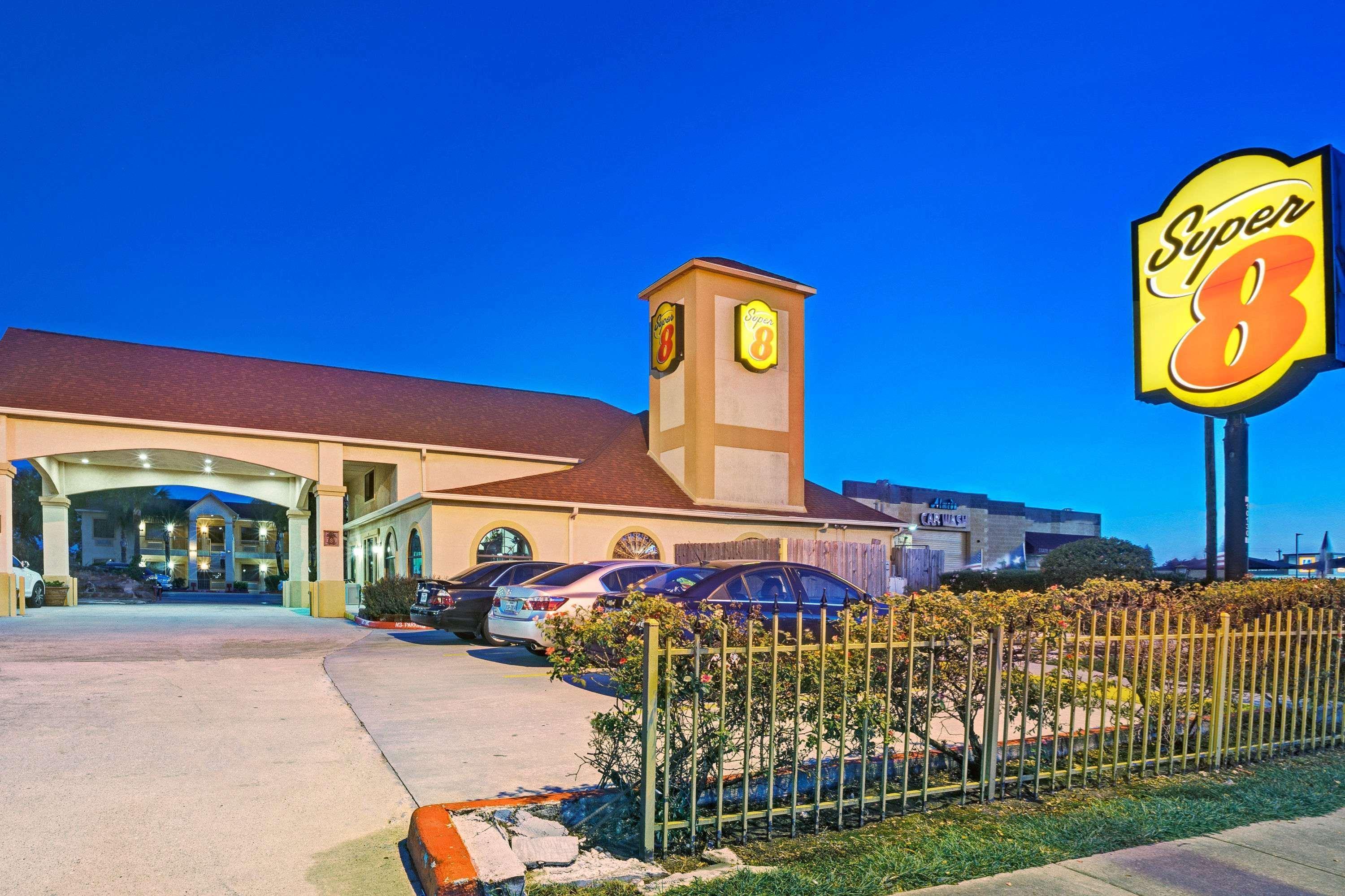 Super 8 By Wyndham Houston Hobby Airport South Hotel Ngoại thất bức ảnh